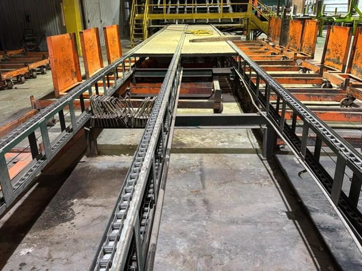 #155-•-3-strand-green-chain-image-1