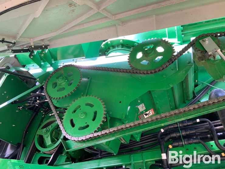 2022-john-deere-s790-image-9