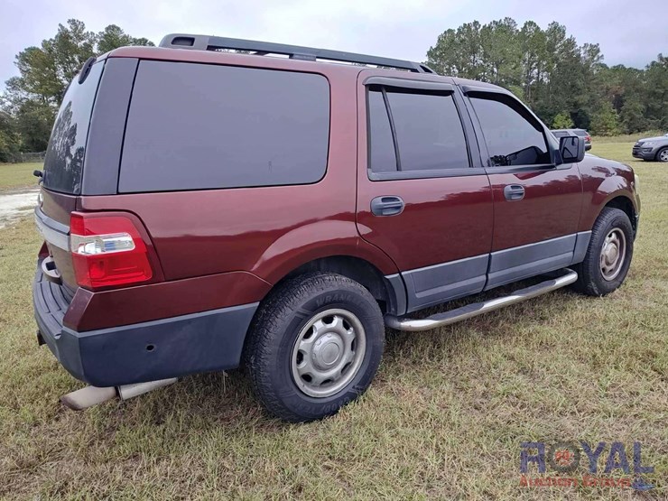 2016-ford-expedition-image-3