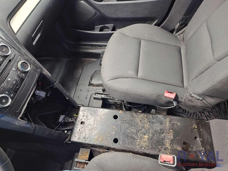 2018-ford-explorer-image-14