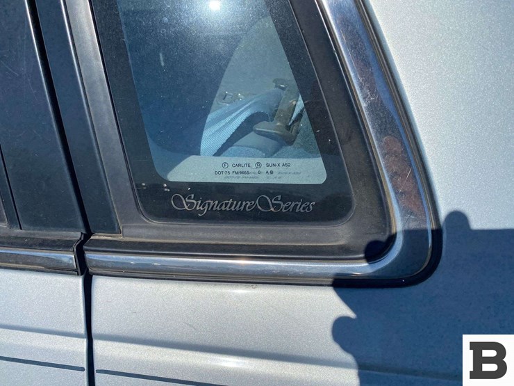 1991-lincoln-continental-sedan-image-13