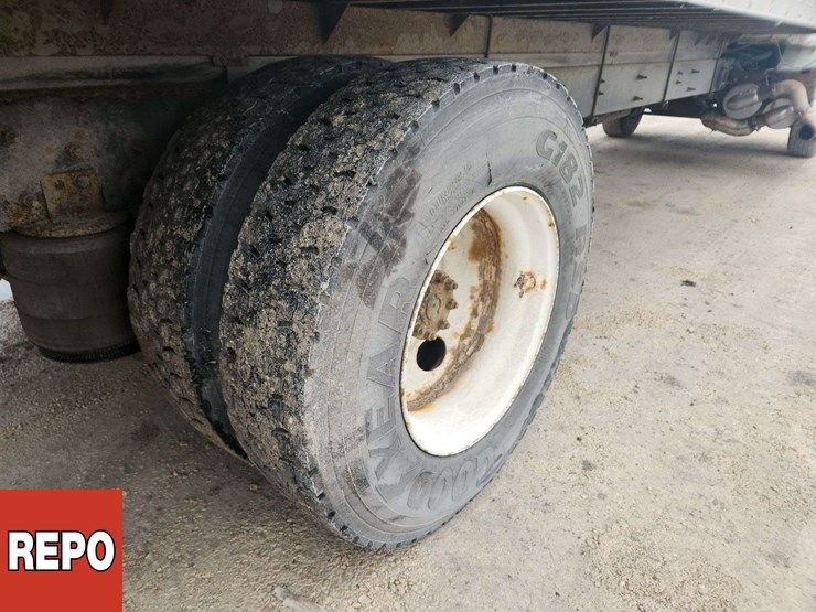 2016-international-durastar-4300-image-16