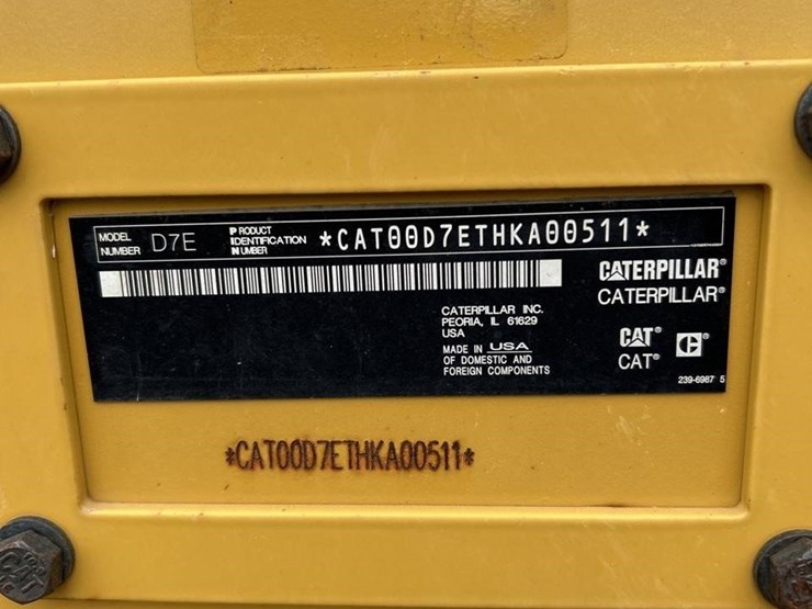 2018-caterpillar-d7e-image-26