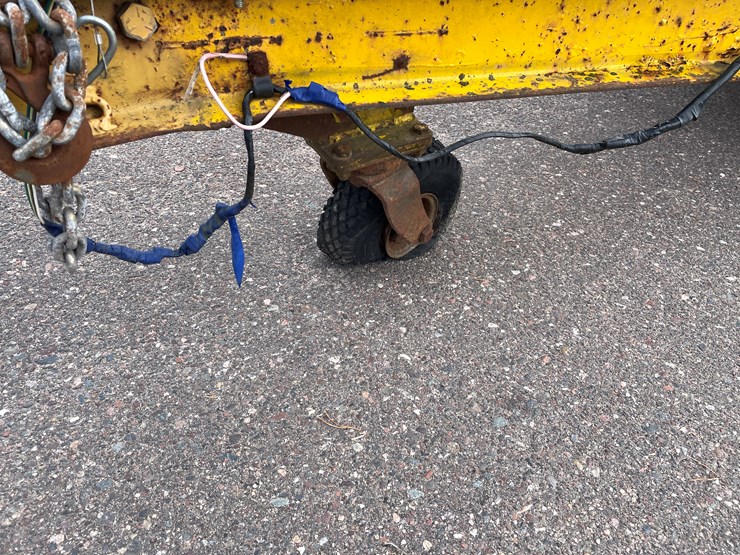 #4514-•-ingersoll-rand-gyro-flo-160cfm-portable-air-compressor-sand-blaster-image-9