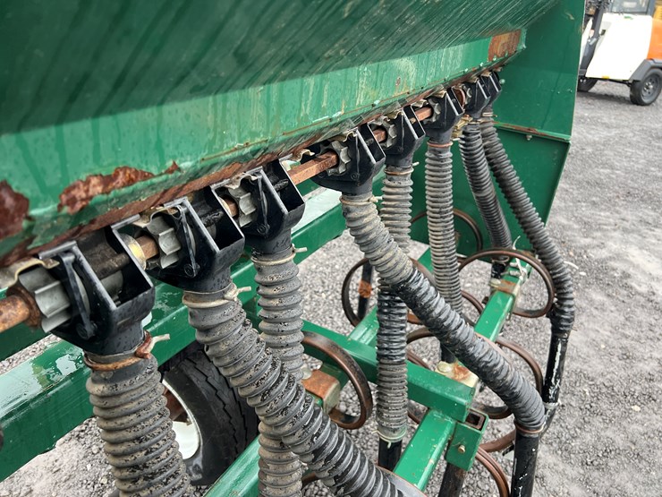 sukup-food-plot-planter-image-4