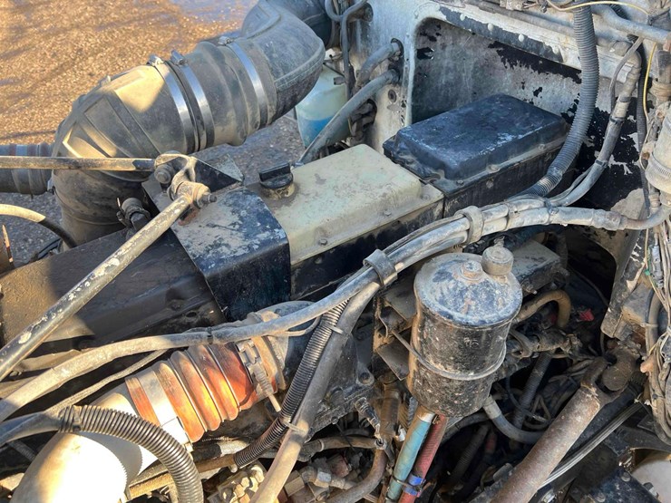 1996-peterbilt-378-image-41