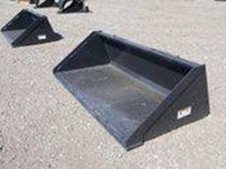 #2505-•-unused-wolverine-skid-steer-duty-bucket-image-2