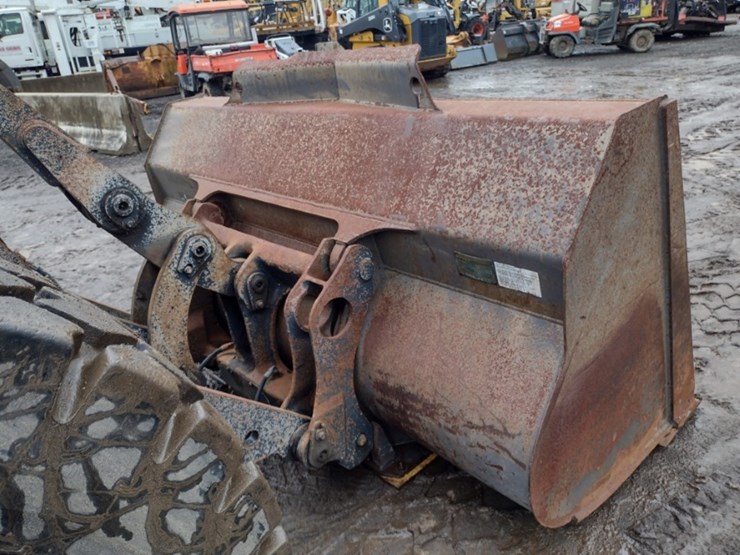 8-volvo-l60f-image-16