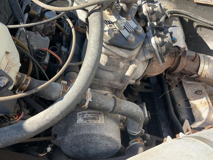 #2350-•-1999-polaris-500-xc-sp-snowmobile-image-36