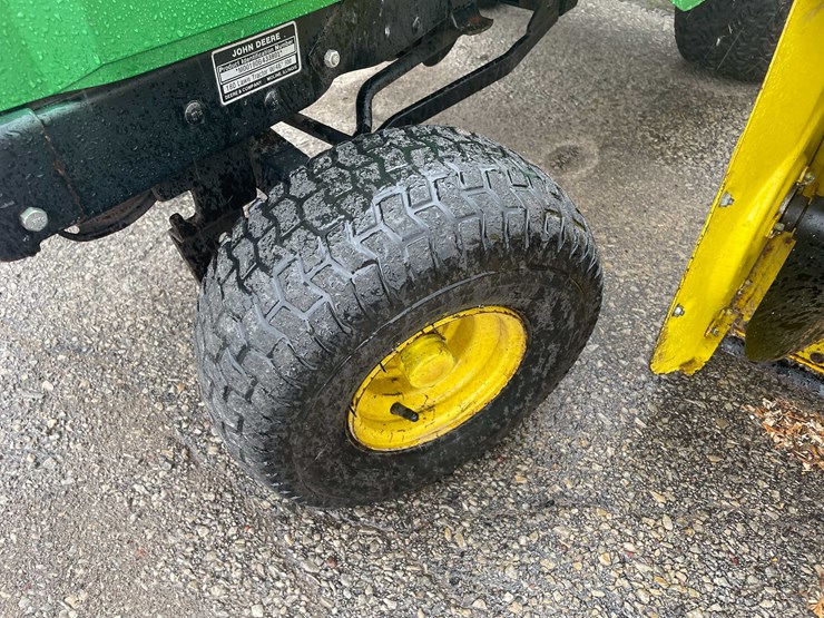 john-deere-180-image-21