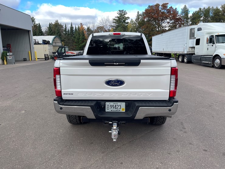 2019-ford-f350-xlt-lariat-image-6