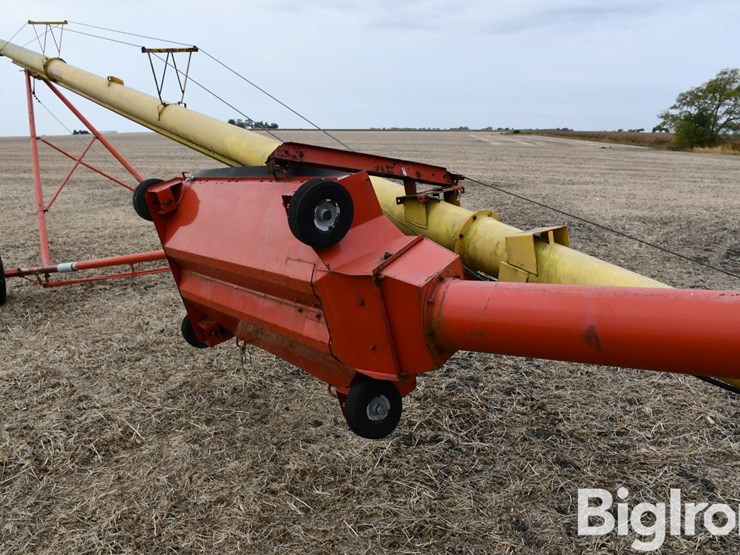 2005-westfield-mk100-61-swing-away-auger-image-15