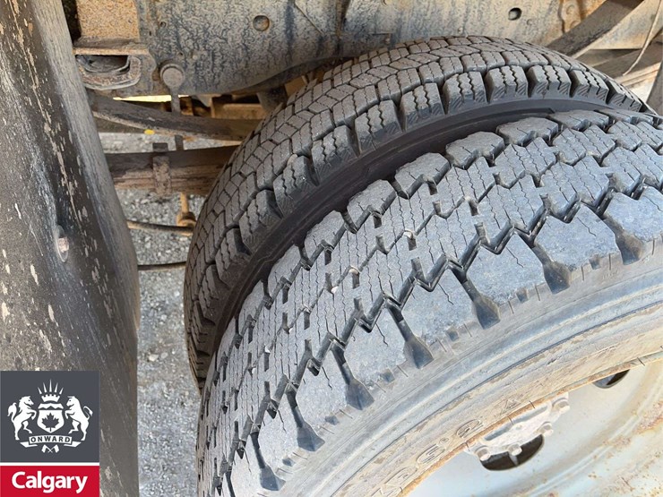 2017-ford-f550-image-8