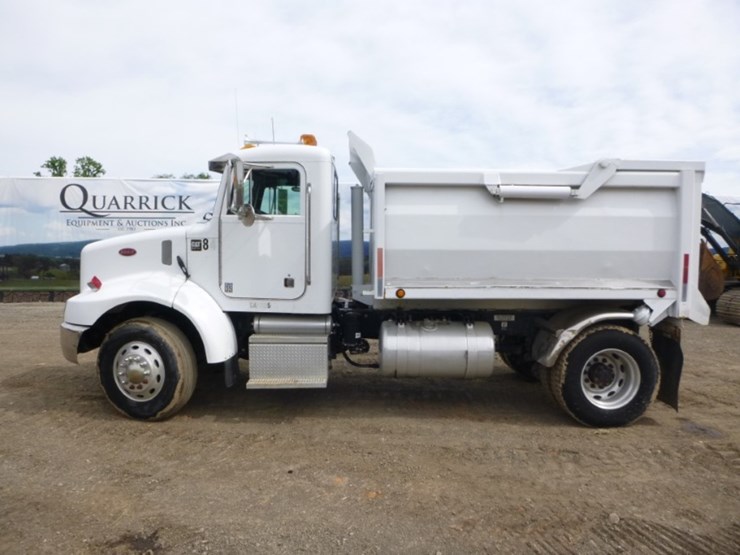 peterbilt-330-image-1
