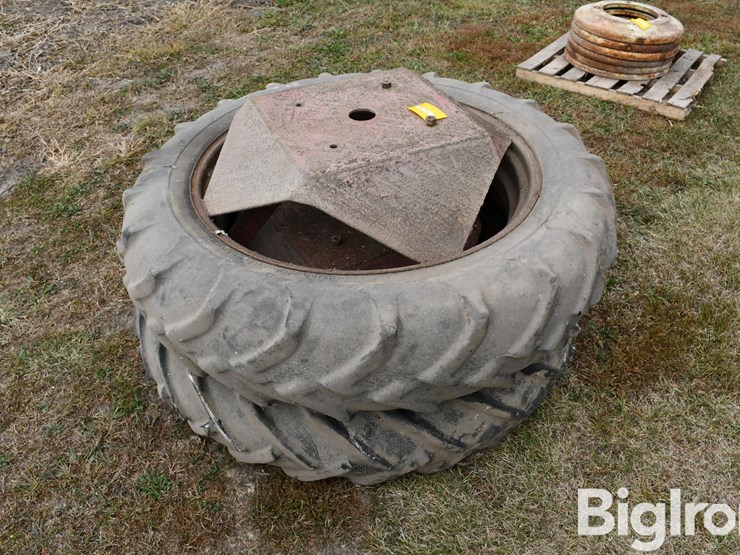 b.f,-goodrich-silvertown-12-38-tires-on-4-bolt-rims-image-3