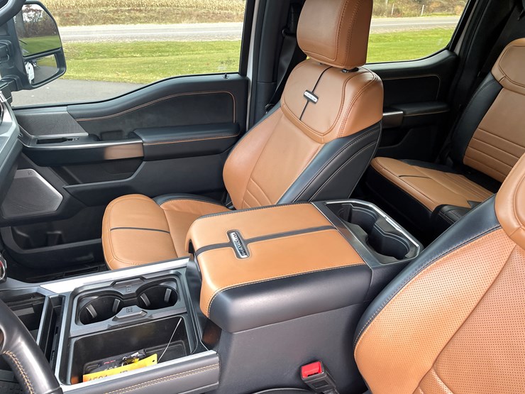 2023-ford-f450-platinum-image-54