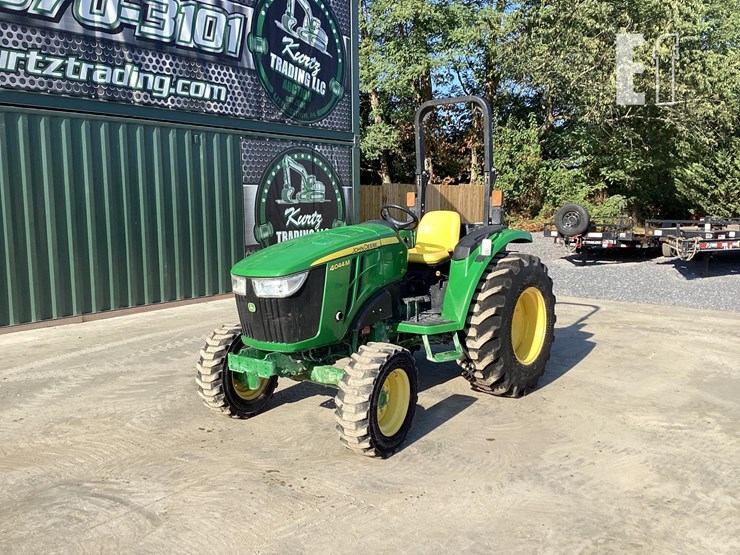 2020-john-deere-4044m-image-8