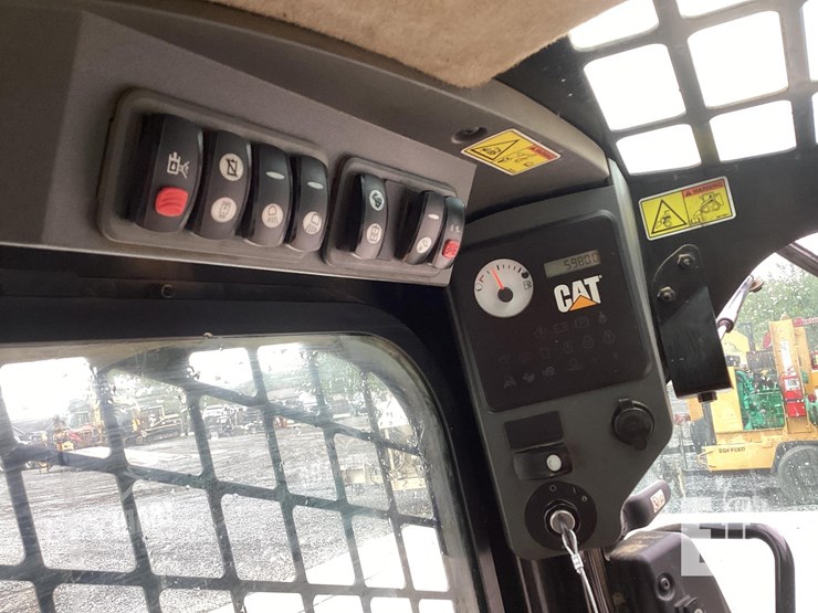 2011-caterpillar-279c-image-17