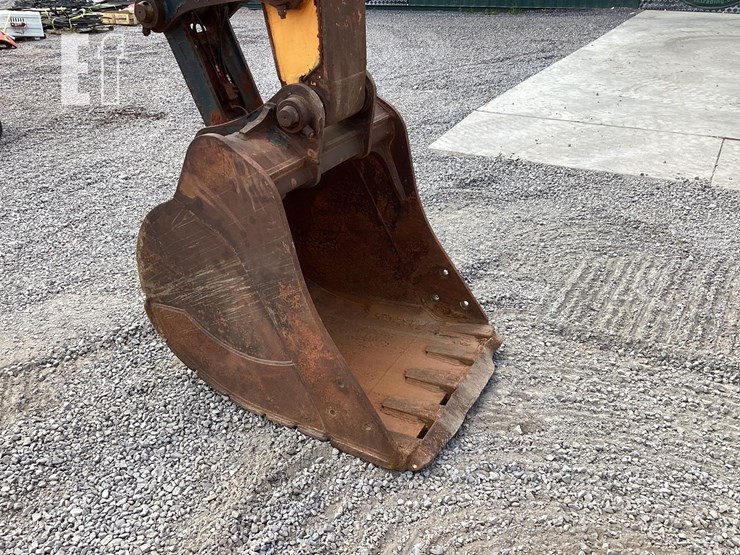 2021-hyundai-hx220l-image-11