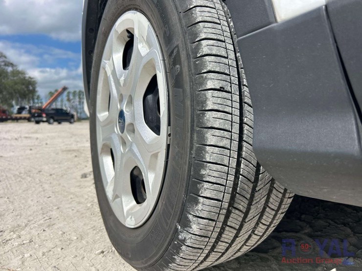 2019-ford-escape-image-25