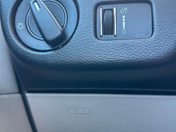 2016-dodge-caravan-image-11