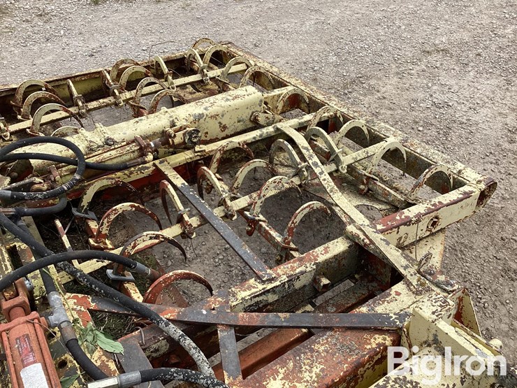 small-bale-accumulator-image-19