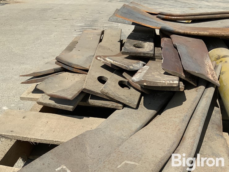 rhino-15'-rotary-mower-replacement-blades-image-15