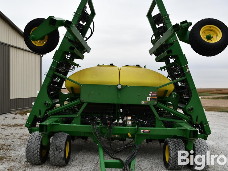 john-deere-1690-image-12