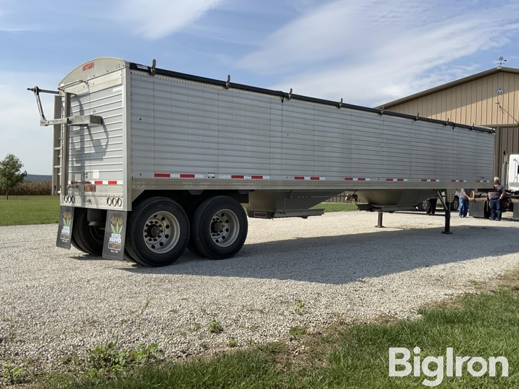 2017-timpte-grain-trailer-image-5