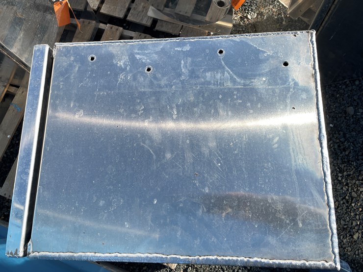 #5687-•-chandler-truck-mount-toolbox-image-6