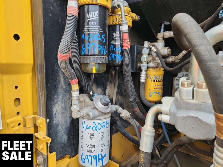 2013-john-deere-250g-excavator-image-29