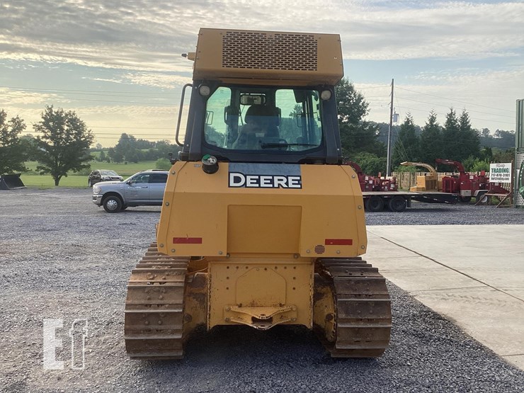 2017-deere-550k-lgp-image-3