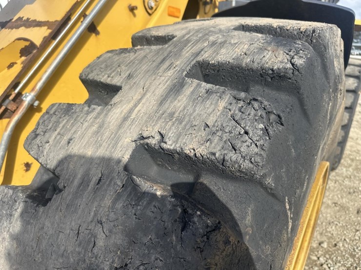 2012-caterpillar-930h-image-69