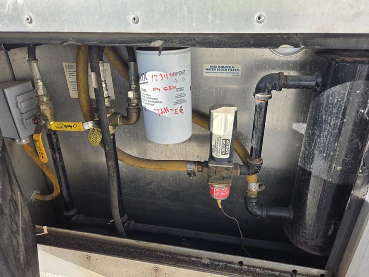 #5022-•-dryair-chm-2200-0300-air-dryer-image-23