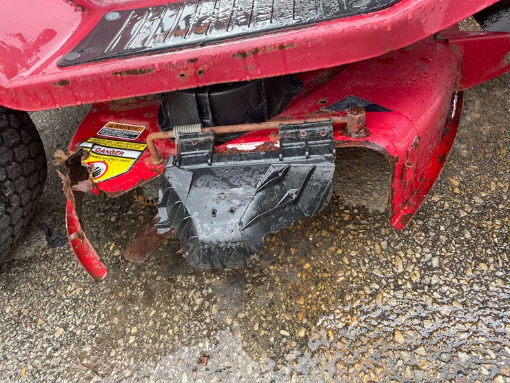 #14063-•-toro-lawn-tractor-(o4)-image-25