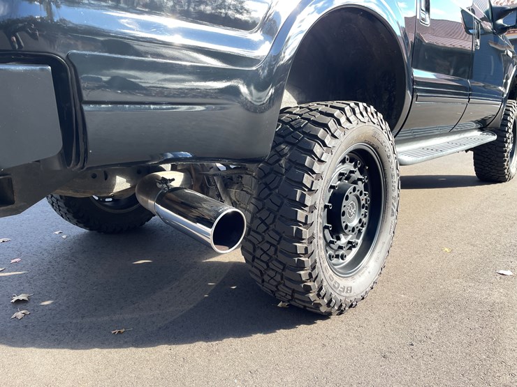 2004-ford-excursion-limited-image-41