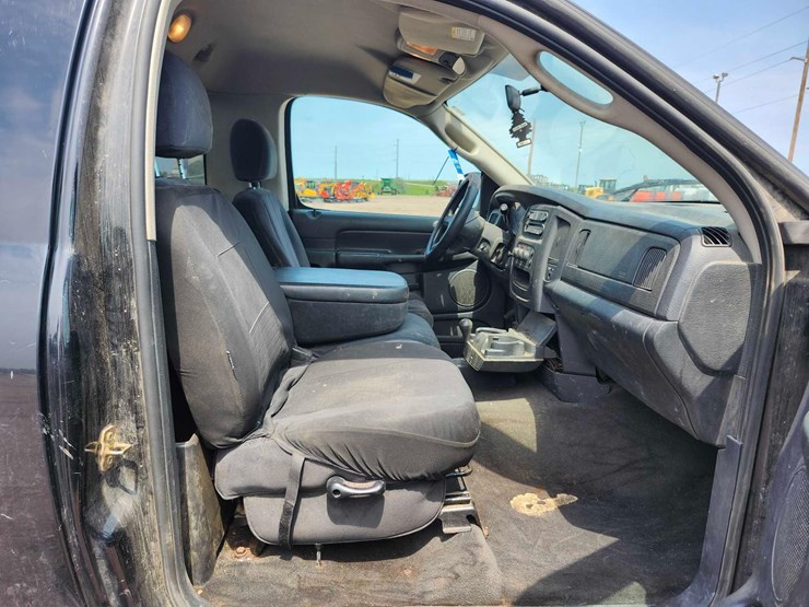 2003-dodge-ram-1500-image-17