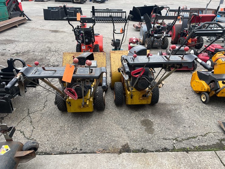 #14035-•-(2)-bolens-24"-snow-blower-(o4)-image-6