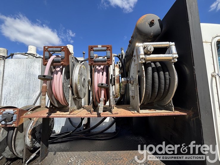 2007-kenworth-t270-image-9