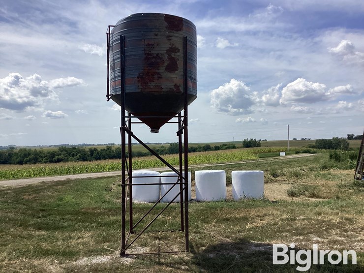 13'-tall-grain-storage-image-9