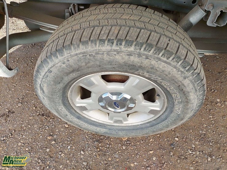 2011-ford-f150-image-19