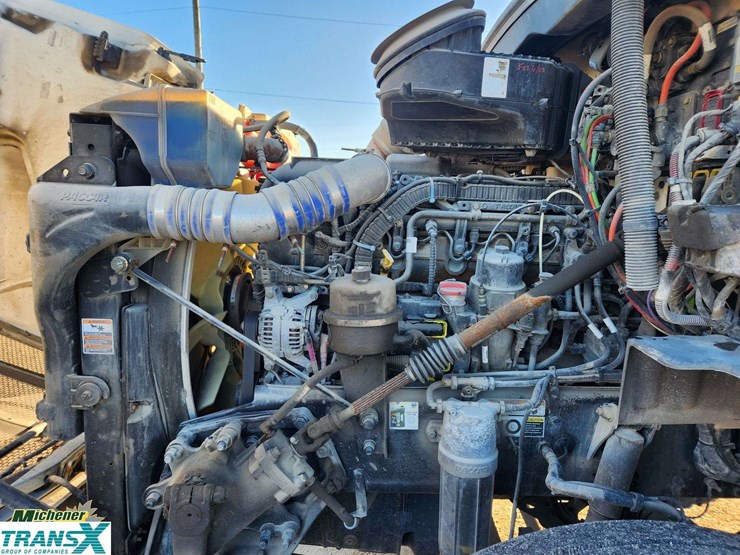 2020-peterbilt-579-image-27