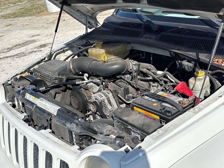 2007-jeep-liberty-image-9