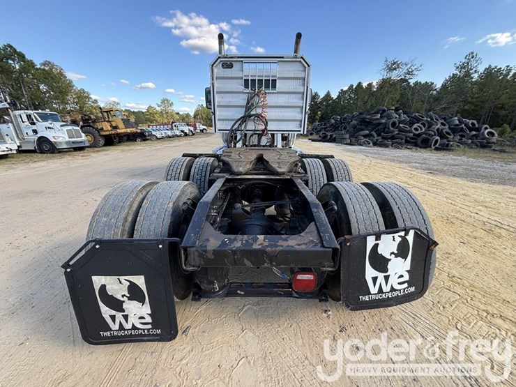 2017-mack-chu613-image-4