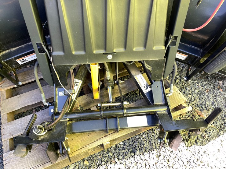 2023-jeep-wrangler-image-12