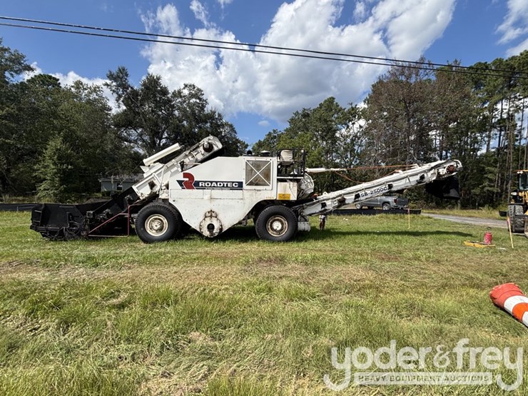 2004-roadtec-sb2500c-image-2