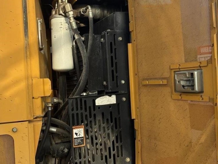 2008-deere-772d-image-16