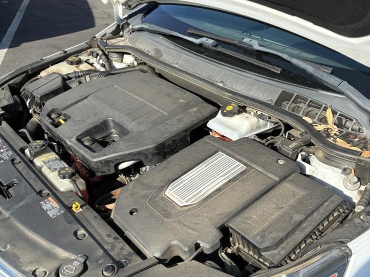 2014-chevrolet-volt-hatchback-image-9