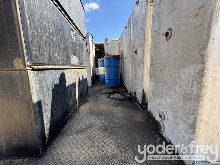 2007-kenworth-t270-image-14