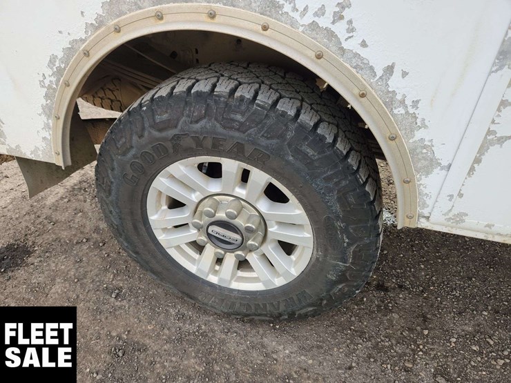 2017-ford-f350-image-40